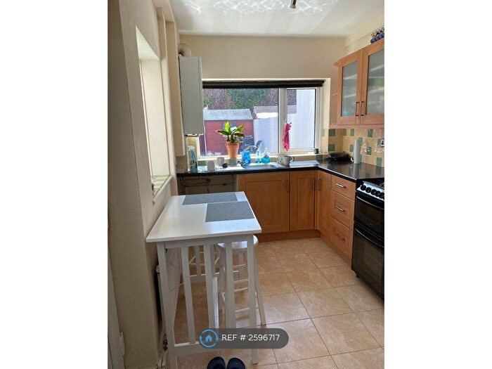 2 Bedroom Terraced House To Rent In Cross View, Exeter, EX2