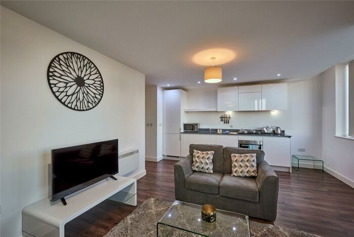 1 Bedroom Apartment To Rent In Broadway Residences, Broad Street, Birmingham, West Midlands, B15