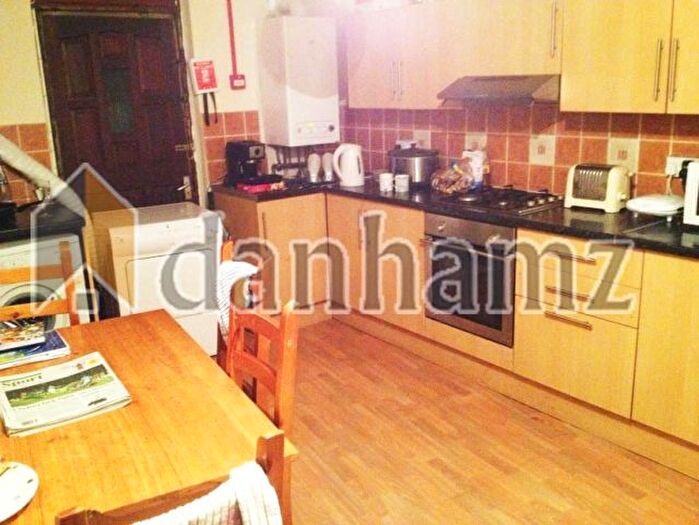 5 Bedroom Property To Rent In Brudenell View, Hyde Park, Leeds, LS6