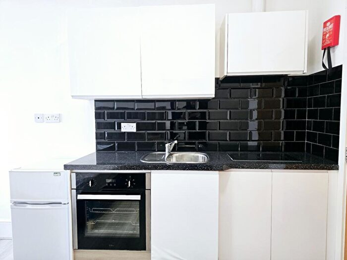 Studio To Rent In Woolwich Road, Greenwich, SE7