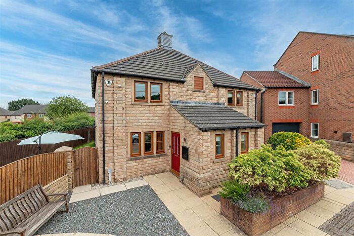 3 Bedroom Semi-Detached House For Sale In Acorn Way, Pool In Wharfedale, LS21