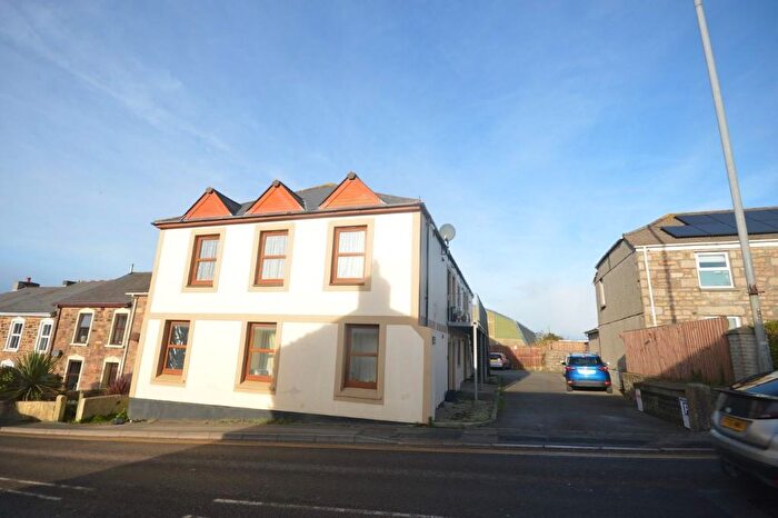 1 Bedroom Flat To Rent In East Hill, Tuckingmill, Camborne, TR14