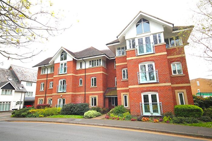 2 Bedroom Flat To Rent In Stonebridge Road, Canterbury, CT2