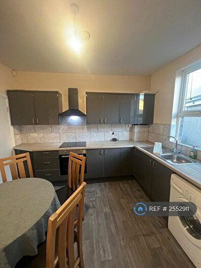 4 Bedroom Terraced House To Rent In Sheffield, Sheffield, S8