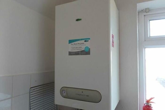 1 Bedroom Flat For Sale In Flat, Cowbridge Road East, Cardiff, CF5