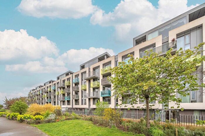 1 Bedroom Flat For Sale In Blackthorn Avenue, Islington, N7