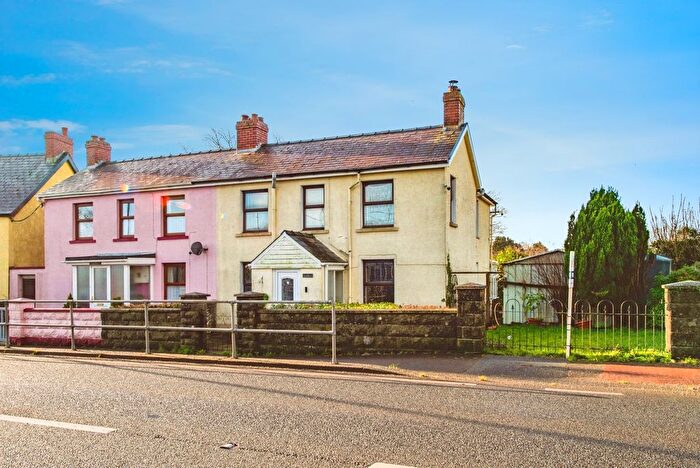 4 Bedroom Semi Detached House For Sale In Dwrbach, Fishguard, Pembrokeshire, SA65