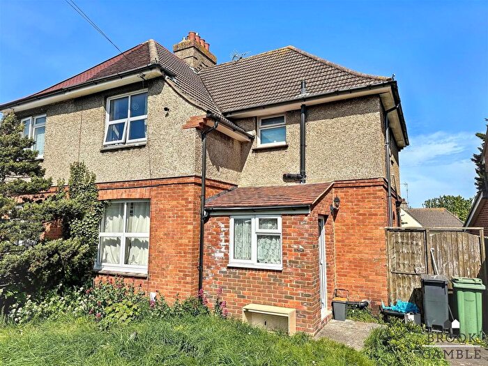 3 Bedroom Property To Rent In Royal Sussex Crescent, Eastbourne, BN20