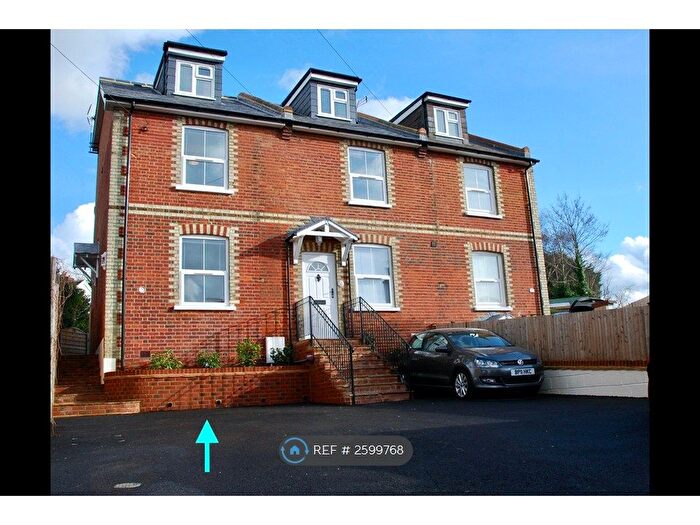 4 Bedroom End Of Terrace House To Rent In Kings Road, Guildford, GU1