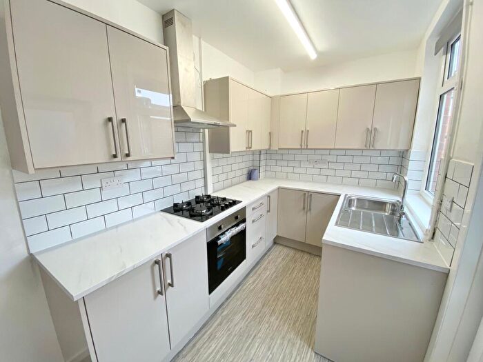 2 Bedroom Property To Rent In Sandhurst Street, Oadby, LE2