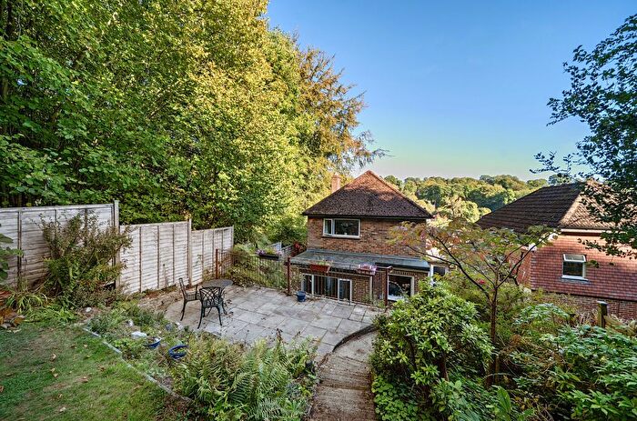 3 Bedroom Detached House For Sale In Cherry Tree Avenue, Haslemere, Surrey, GU27