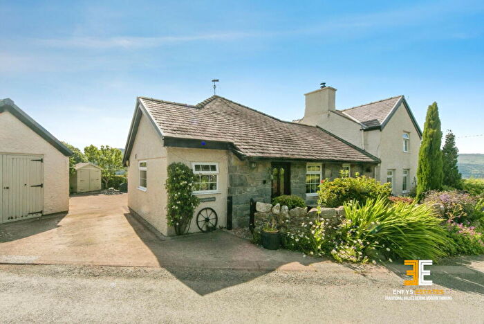 4 Bedroom Detached House For Sale In Maenan, Llanrwst, LL26