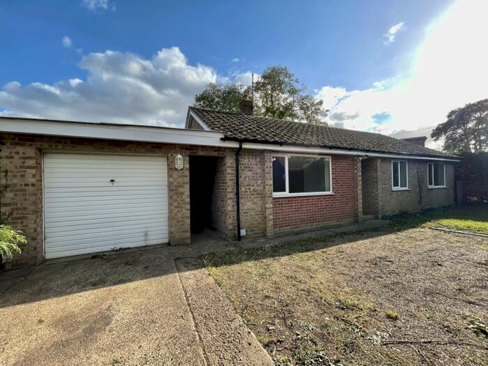 3 Bedroom Detached Bungalow To Rent In Herringswell, Suffolk, IP28