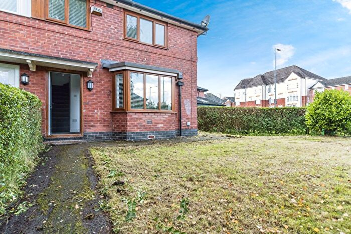 3 Bedroom Semi Detached House To Rent In Moston Lane, Manchester, Greater Manchester, M40