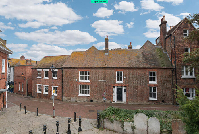 1 Bedroom Apartment To Rent In Church Street, Folkestone, CT20
