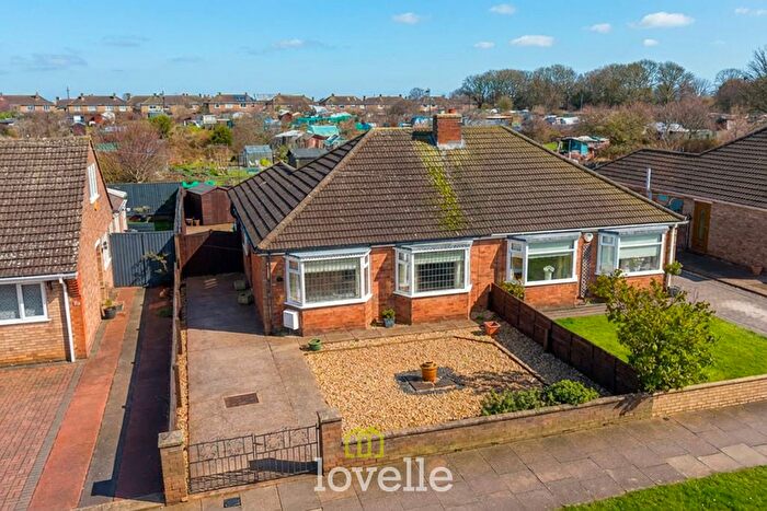 3 Bedroom Semi Detached Bungalow For Sale In Curzon Avenue, Cleethorpes, DN35