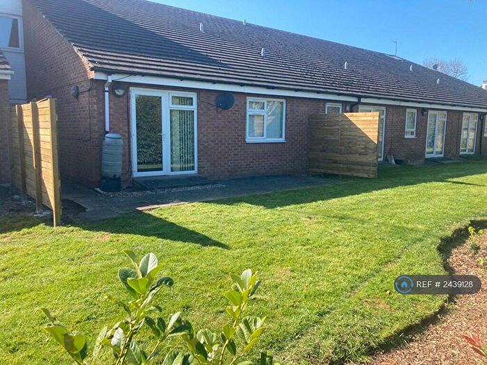 1 Bedroom Flat To Rent In Chestnut Avenue, Willerby, HU10