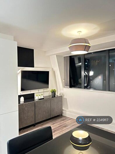 2 Bedroom Flat To Rent In Queens House, Sheffield, S1