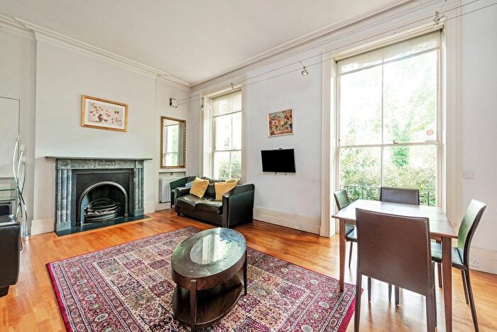 1 Bedroom Flat To Rent In Porchester Square, London, W2