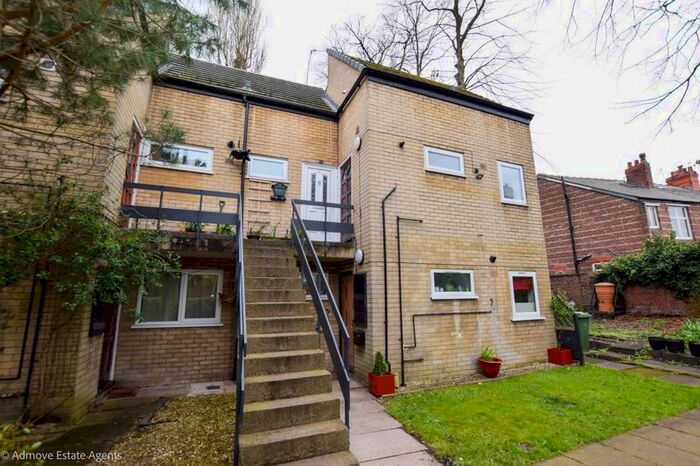 1 Bedroom Flat To Rent In Albany Court, Redcar Avenue, Manchester, M20