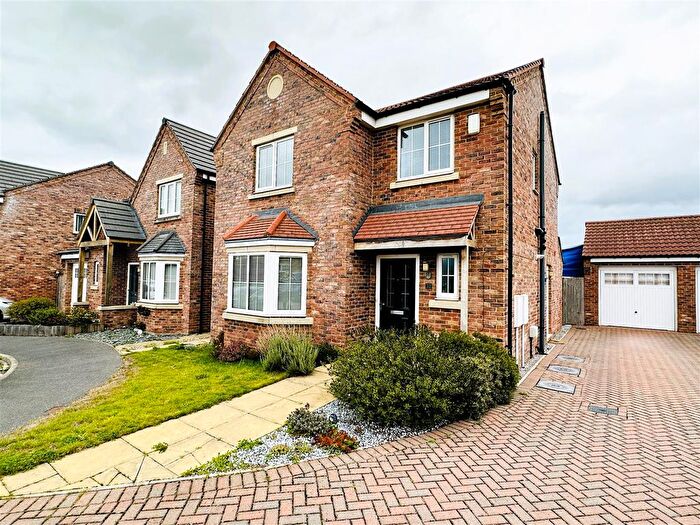4 Bedroom Detached House For Sale In Cherwell Croft, Hambleton, Selby, YO8