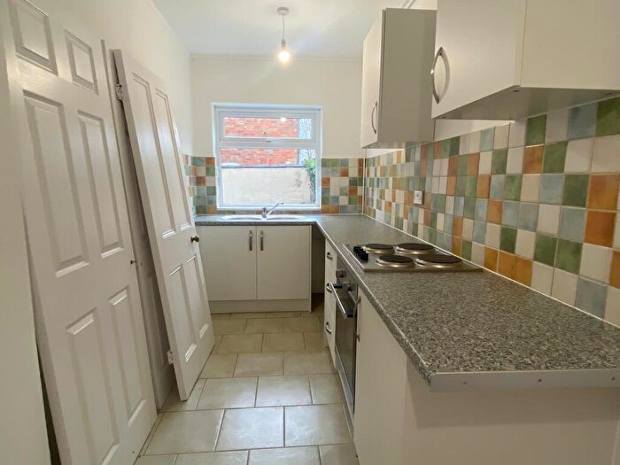 2 Bedroom House To Rent In Drewry Lane, Derby, DE22