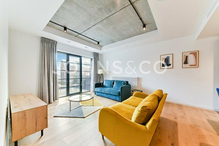 2 Bedroom Apartment To Rent In Agar House, Goodluck Hope, London, E14