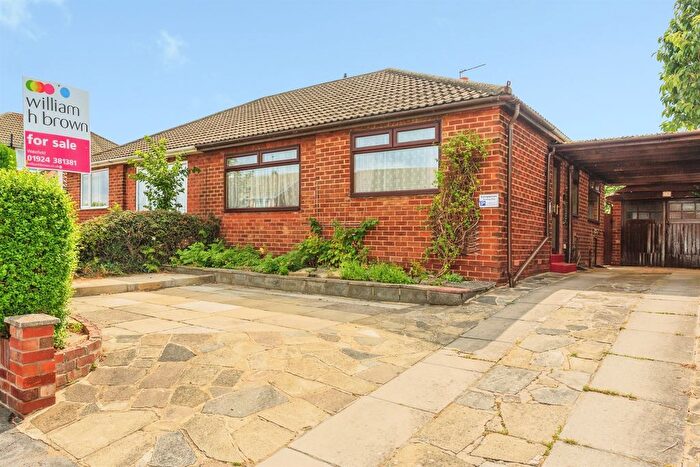 2 Bedroom Detached Bungalow For Sale In The Close, Durkar, Wakefield, WF4