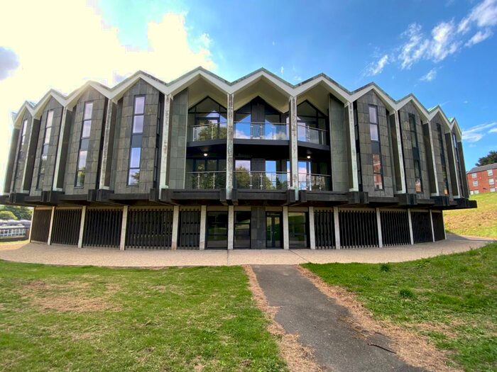 2 Bedroom Apartment To Rent In Knightsbridge Court, West Bars, S40