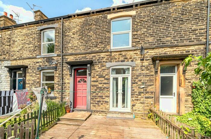 2 Bedroom Terraced House To Rent In Northcote Street, Farsley, Pudsey, West Yorkshire, LS28