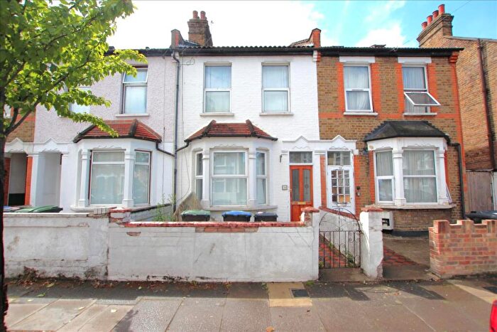 3 Bedroom House To Rent In Clarence Road, Enfield, Middlesex, EN3