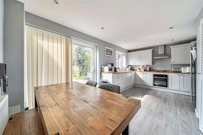 3 Bedroom Terraced House For Sale In Cameron Road, Bromley, BR2