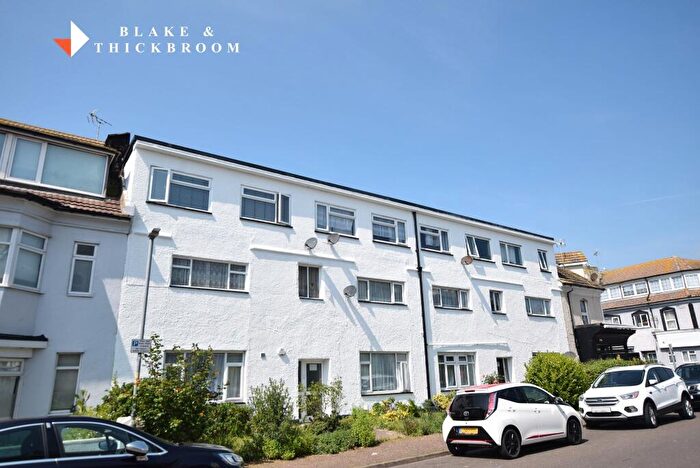 2 Bedroom Flat For Sale In Duncan Court, - Beach Road, Clacton-on-Sea, CO15