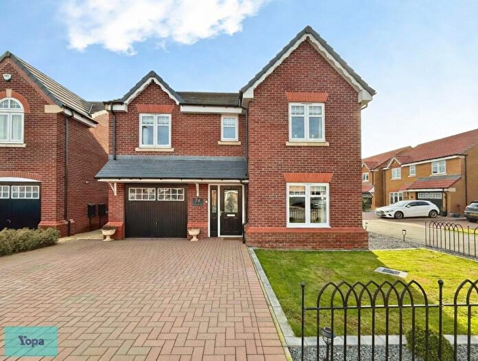 4 Bedroom Detached House For Sale In Riverside Lane, Doncaster, DN2
