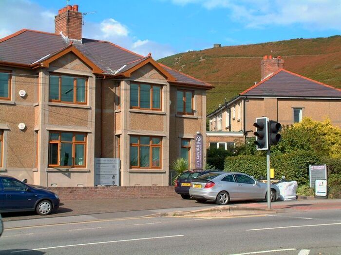 2 Bedroom Flat To Rent In Talbot Road, Talbot Green, Pontyclun, CF72