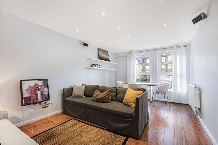 1 Bedroom Flat To Rent In Penton Street, Islington, London, N1