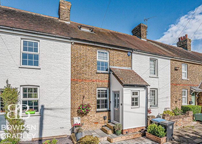 3 Bedroom Terraced House For Sale In Aukingford Gardens, Ongar, CM5