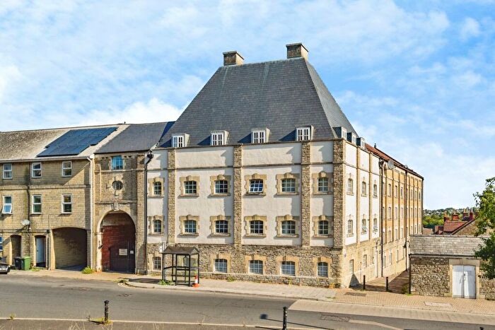 2 Bedroom Apartment For Sale In Gentle Street, Frome, BA11
