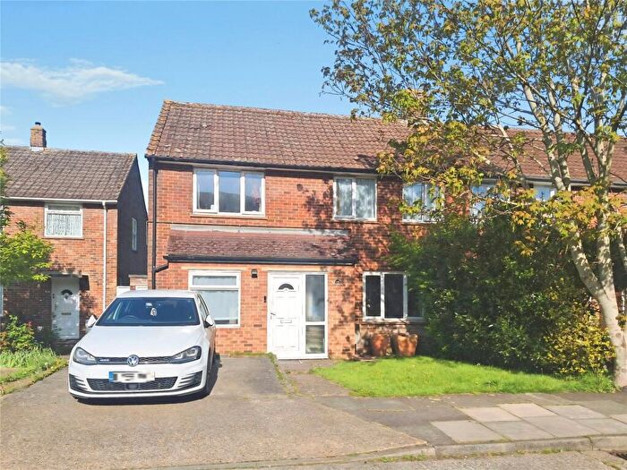 4 Bedroom Semi Detached House For Sale In Hampshire Road, Canterbury, Kent, CT1