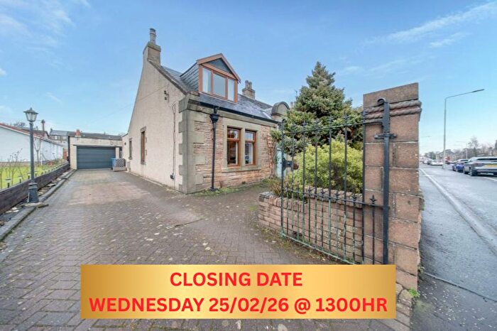 3 Bedroom Semi-Detached House For Sale In West Main Street, Broxburn, EH52