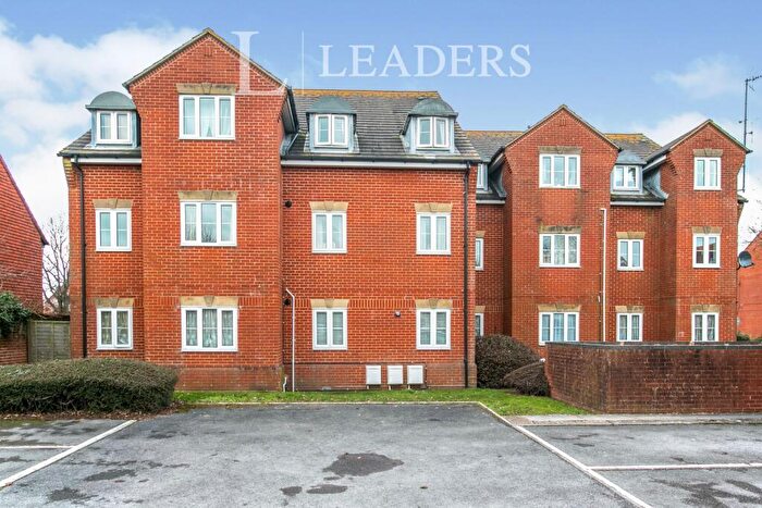 2 Bedroom Flat To Rent In Christchurch, BH23