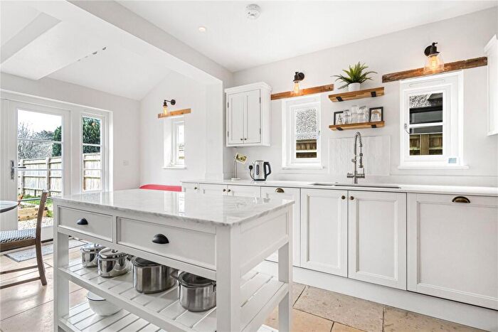 2 Bedroom Semi-Detached House To Rent In Gladstone Road, Headington, OX3