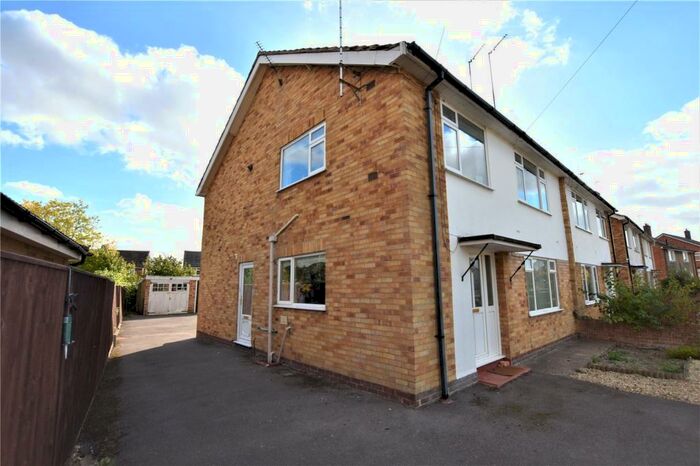2 Bedroom Maisonette To Rent In Merritt Road, Didcot, Oxfordshire, OX11