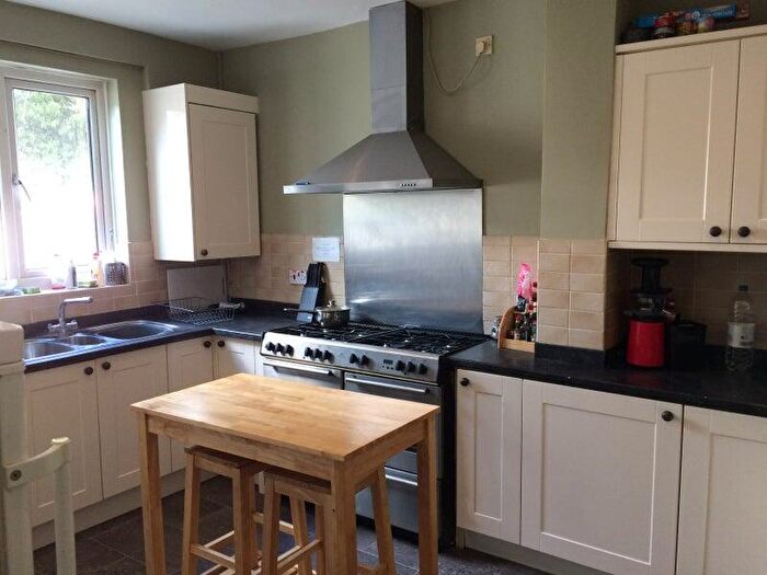 Flat To Rent In Randall Street, Maidstone, ME14