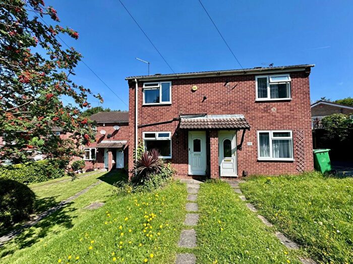 2 Bedroom Semi-Detached House To Rent In Mickleborough Avenue, Mapperly, NG3