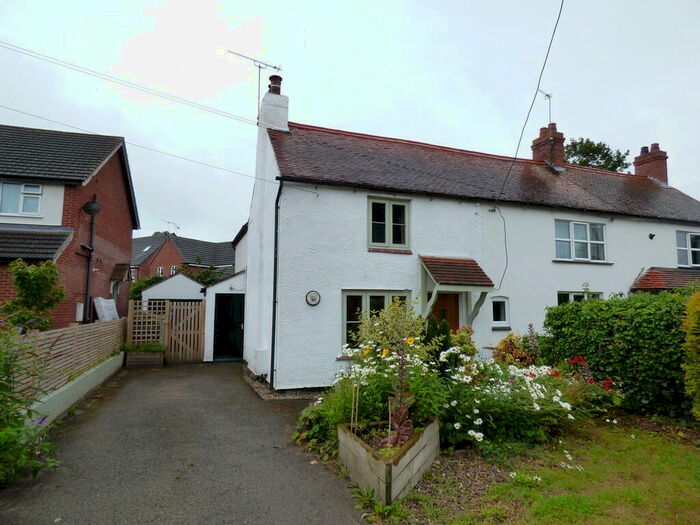 2 Bedroom Semi-Detached House To Rent In Bangor Road, Overton, LL13