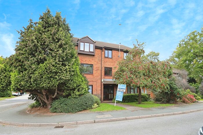 2 Bedroom Flat For Sale In Merstone Close, Bilston, WV14