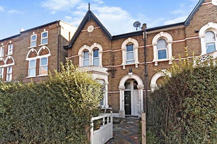 1 Bedroom Apartment To Rent In Stanstead Road, London, SE6