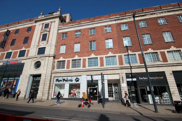 Apartment To Rent In - The Headrow, Leeds, LS1