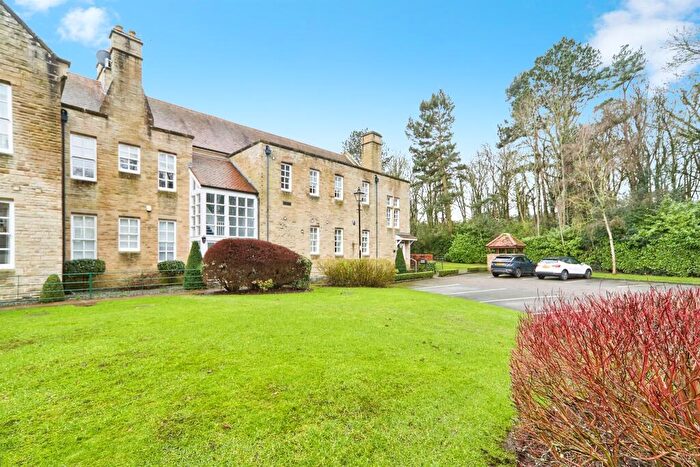 2 Bedroom Flat For Sale In Jill Kilner Drive, Burley In Wharfedale, Ilkley, LS29